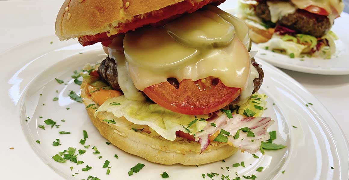 Burger in der HERMANs CafeBar in Braunschweig